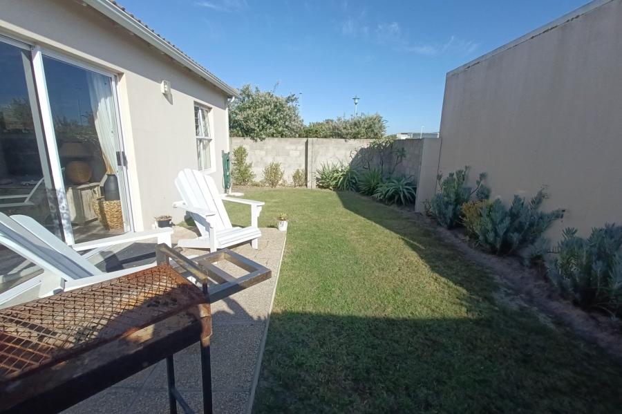 2 Bedroom Property for Sale in Sunningdale Western Cape
